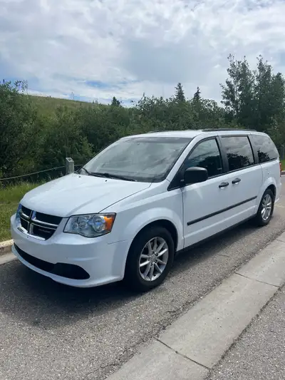 2015 Dodge Grand Caravan! Clean title. Major maintenance completed, including engine work- camshaft...