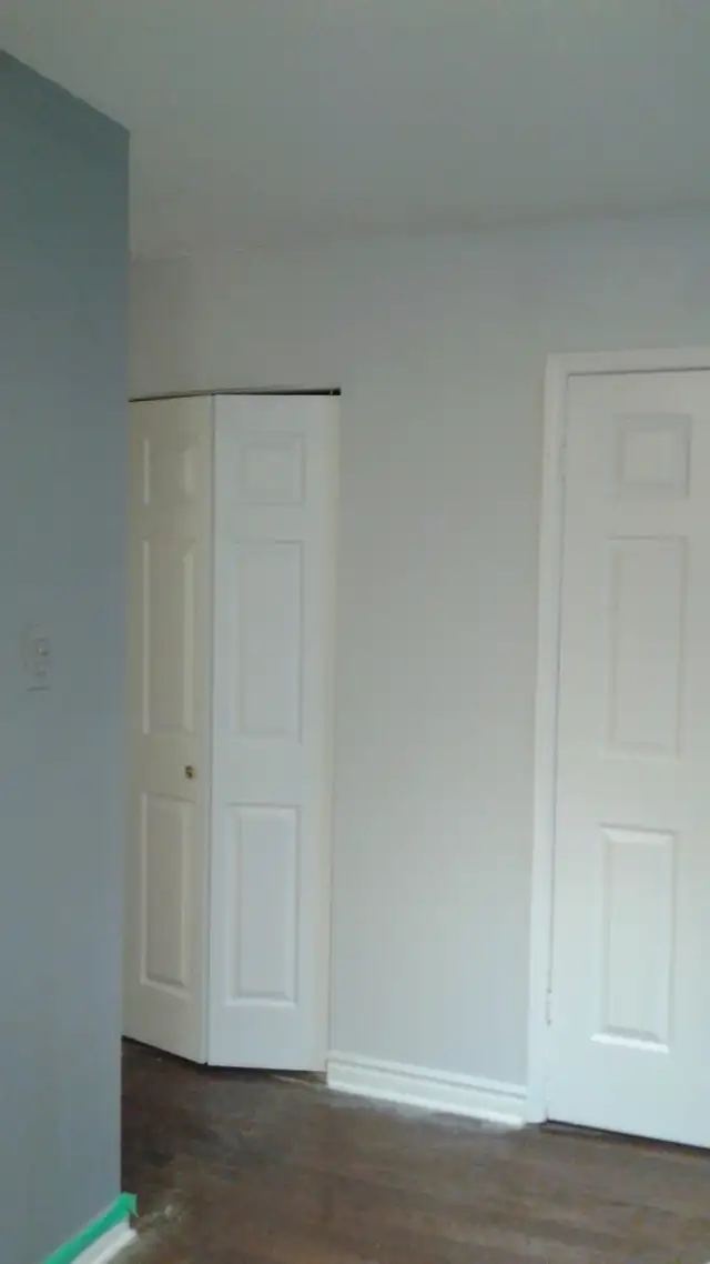 Painter and drywall joint taper.504926281495357443