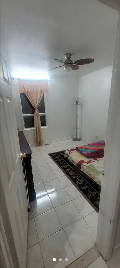Room for rent