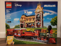 LEGO 71044 Disney Train and Station (BNIB)