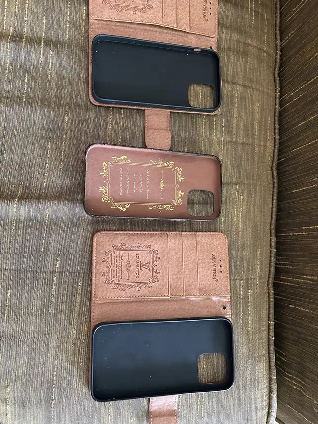 3 used iPhone 12/12Pro cases all for $12 in Cell Phone Accessories in Regina - Image 5