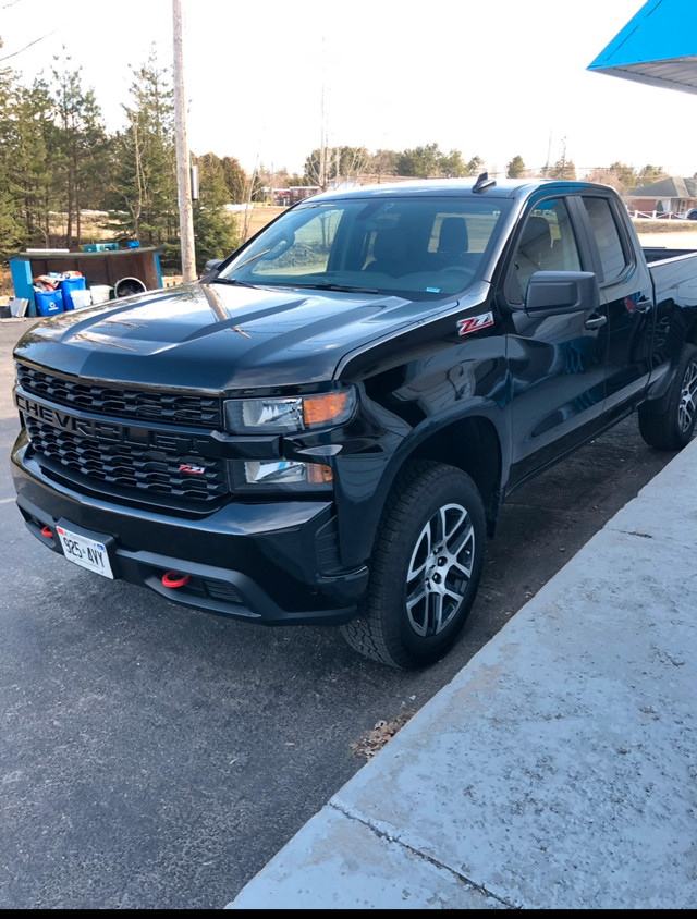 2020 Silverado 4x4 in Cars & Trucks in Brandon - Image 4