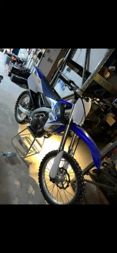 Selling my yz540f runs and rides amazing starts up first kick always never had an issue. Always serv...