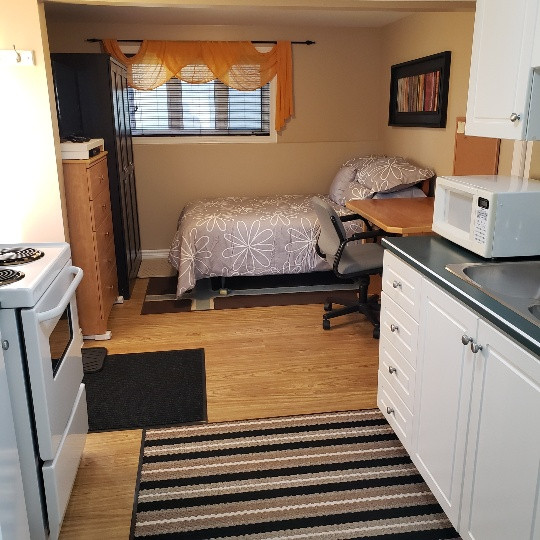 All Inclusive Furnished Bachelor Apartment - Corner Brook dans Locations longue durée  à Corner Brook