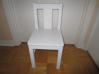 chaise d bois pour enfant blanche dimension sur demande A-1