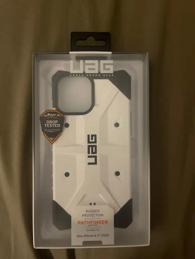 Iphone 12  Pro Max Case in Cell Phones in Markham / York Region - Image 2