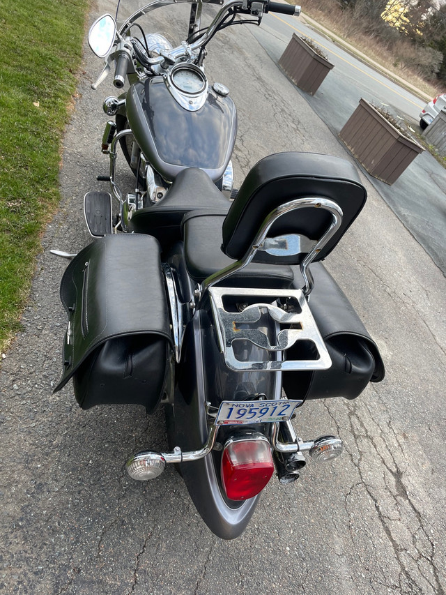 2009 Yamaha Vstar classic 1100 in Street, Cruisers & Choppers in Cole Harbour - Image 2