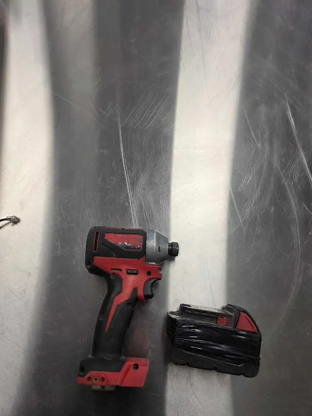 m18 Milwaukee impact 515793521414000641