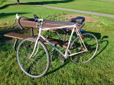 Giant Perigee road bike, SOLD, VENDU, View more