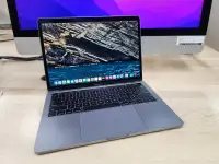 Macbook pro Touchbar i7 2019 13 pouce