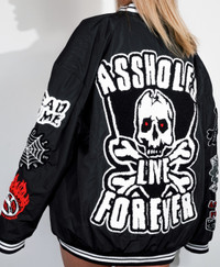 * BRAND NEW MENS XL ASSHOLES LIVE FOREVER  XL PATCH BOMBER *