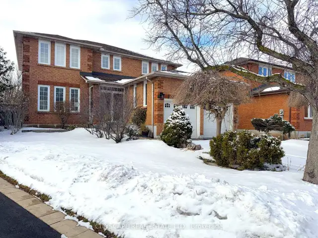 Detached Home for Sale - Prime Oakville Location!