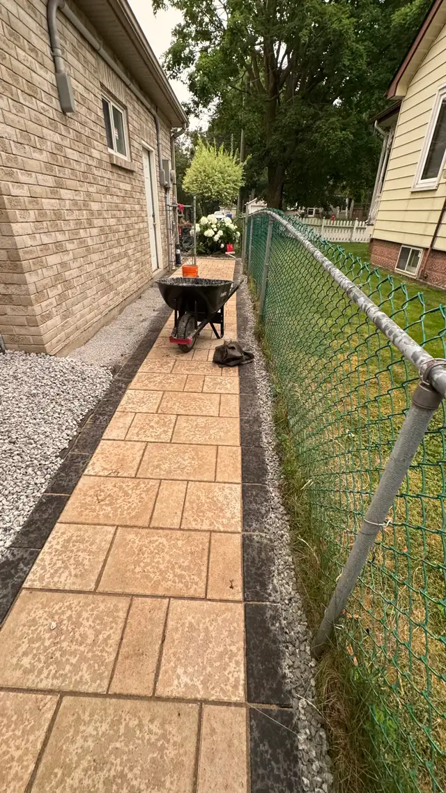 Interlocking Patio Stones566985236929597449