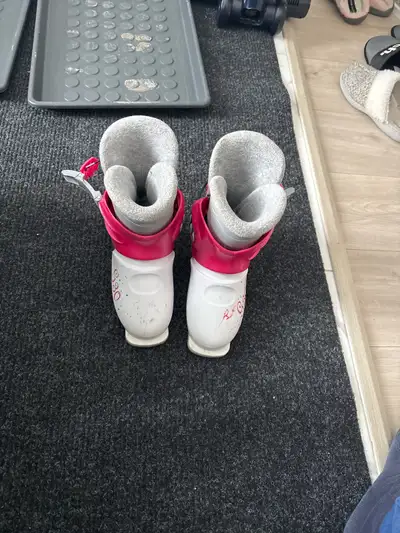 ski boots size 20-20.5 , View more