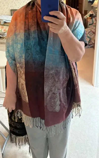 women’s shawl, View more