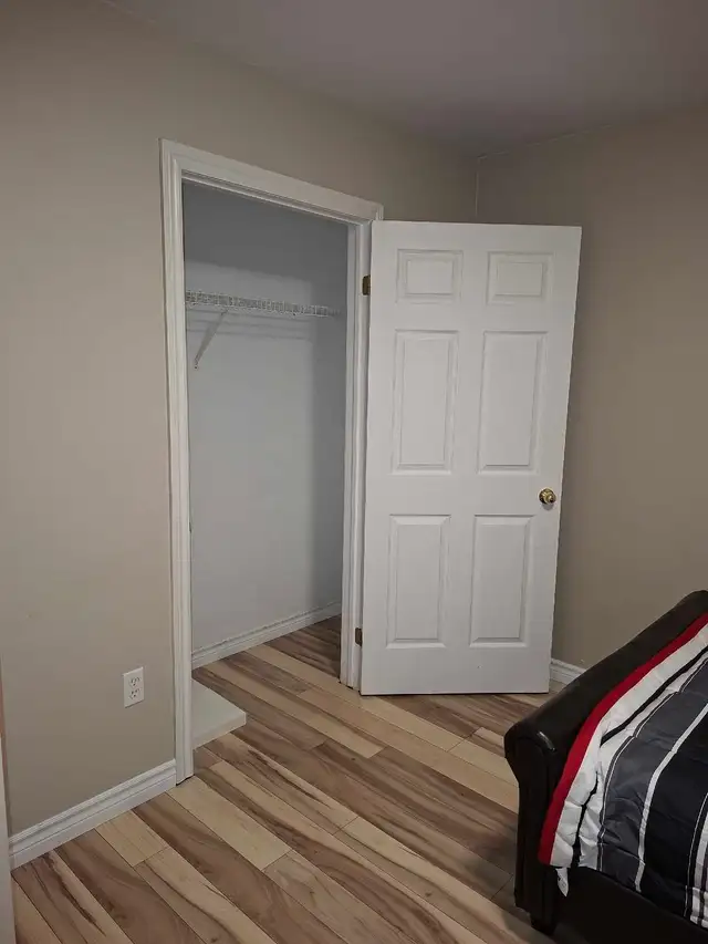 1 bedroom in Room Rentals & Roommates in Barrie - Image 4