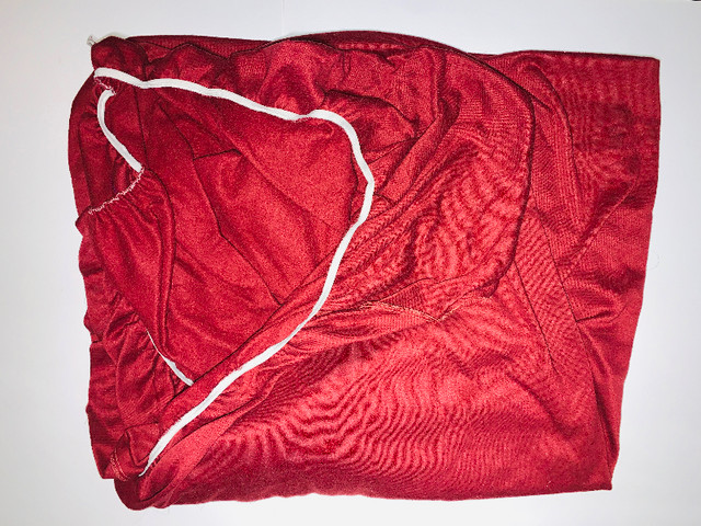 2X COUVRE MATELAS ROUGE SIMPLE/SIMPLE MATRESS COVER (C029) dans Literie  à Ville de Montréal - Image 2