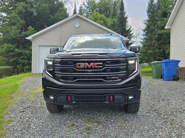 2024 GMC Sierra 1500 AT4 3.0 Duramax diesel — photo 4