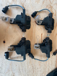 1985 Porsche 944 electric door lock actuators