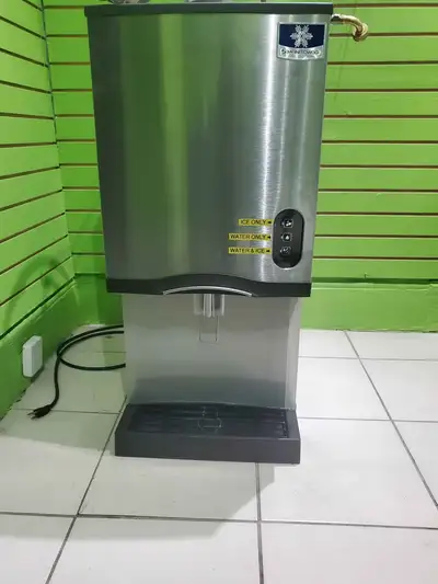 Manitowoc Air Cooled Countertop Nugget IceMaker ,Water Dispense, View more