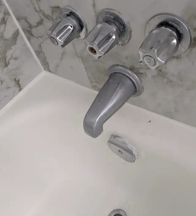 licensed plumber  in Plumbing in Mississauga / Peel Region - Image 2