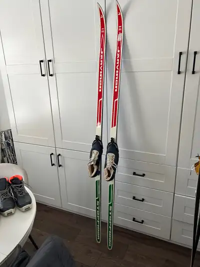 Men’s cross country ski set , View more