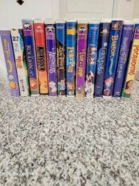 13 X VHS Disney Video  Cassettes Tapes-  In French $5 Each 
