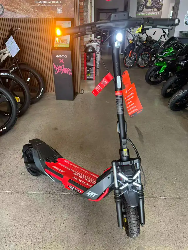 BRAND NEW Segway ZT3 Pro - Black | On sale $300 OFF!!! in eBike in City of Toronto - Image 3