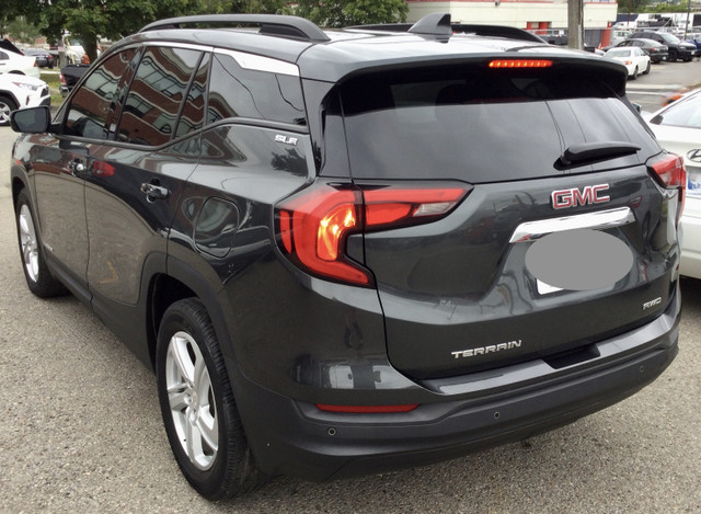 2020 GMC TERRAIN SLE GREY AWD LOADED PANO SUNROOF in Cars & Trucks in City of Toronto - Image 4