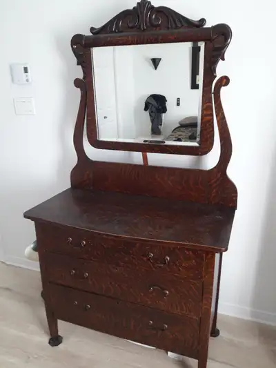 MEUBLE ANTIQUE A VENDRE  (2ème), View more