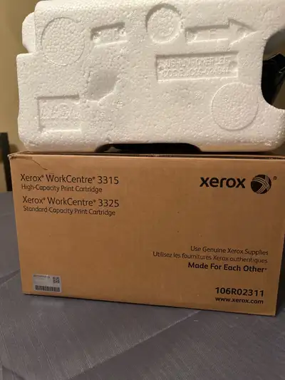 Xerox 106R02311 Toner Cartridge, View more