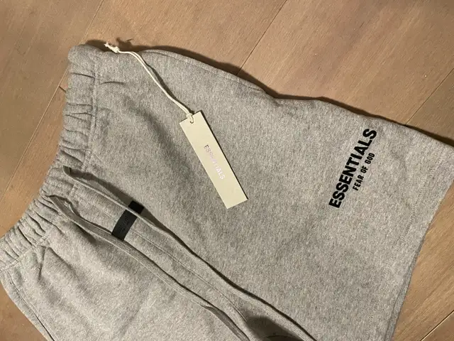 Fear of God Essentials Shorts in Men's in City of Toronto - Image 5