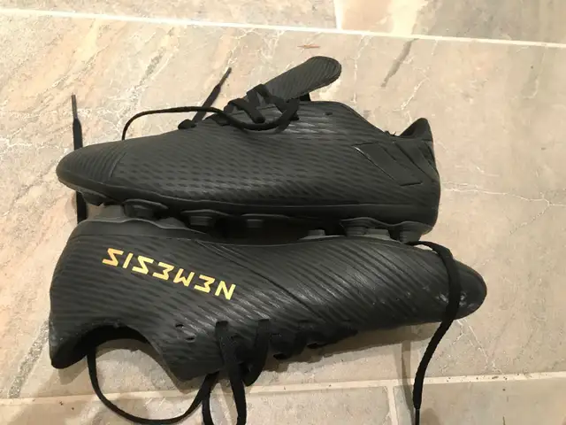 Adidas football shoes cleats (Size 6) in Men's Shoes in Richmond - Image 2