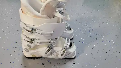 Rossignol Junior Girl Ski Boots, View more