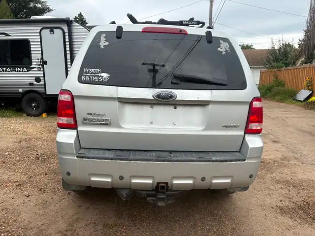 2008 Ford escape580120324866713608
