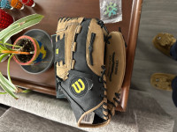 Baseball Glove Wilson 