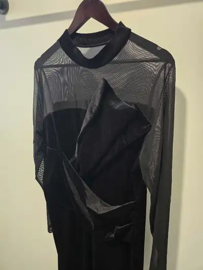 Brand new elegant dress size 14-16 , View more