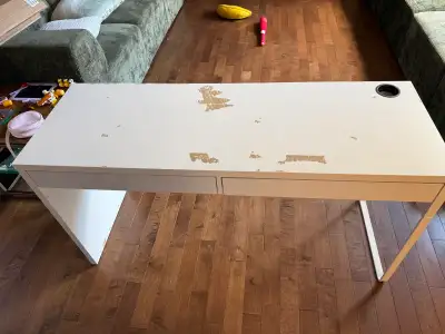 Giving away this IKEA table, it’s still functional but it has some damage on the paint since it was...