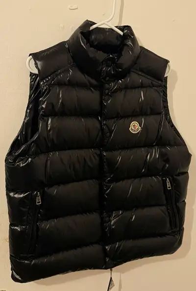 Moncler Vest Men , View more