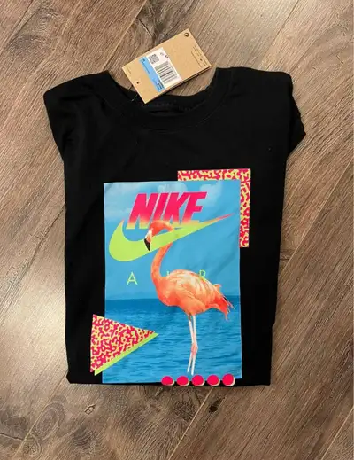 Nike Men’s t-shirt size Medium , View more