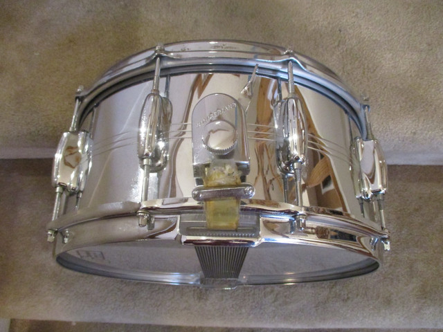 Vintage Slingerland.no.133 snare & Avidis highhats in Drums & Percussion in Sudbury - Image 2