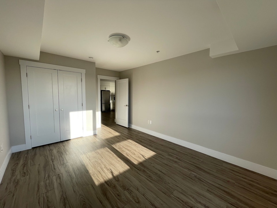 Available November 1st- 2 Bed, 2 Bath Apartment 5