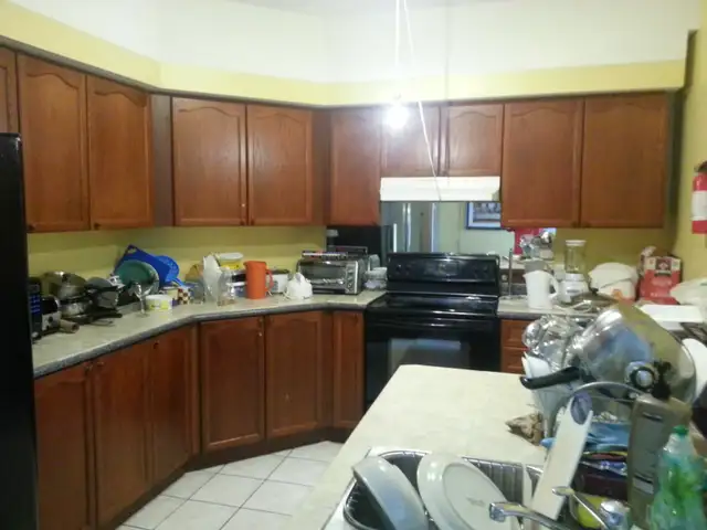 Near York University - Room for Rent in Room Rentals & Roommates in City of Toronto - Image 3