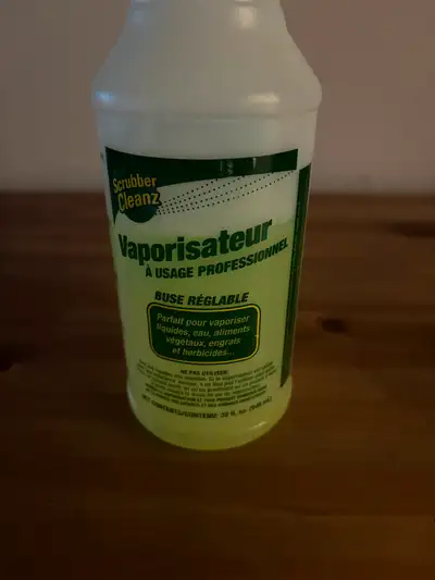 Bonjour je suis un jeune homme qui travaille à nettoyage résidentiel et je commence de travailler au...