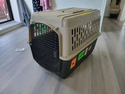 Used once to transport our dog from Saskatoon to Niagara Falls. No longer have a use for it. All har...