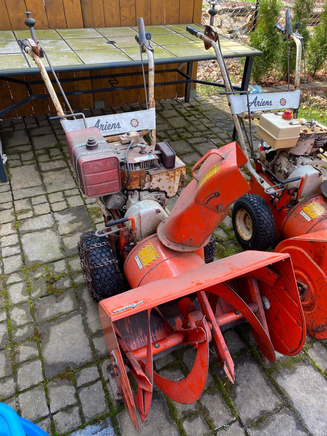 Two Ariens snowblowers - $300 for both in Snowblowers in Oshawa / Durham Region - Image 3