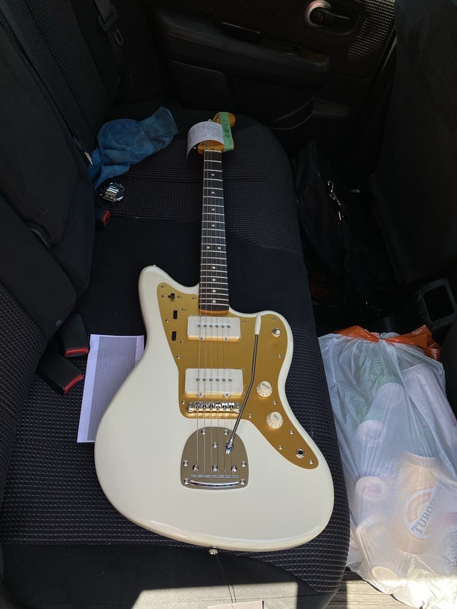 Squier J Mascis Signature Jazzmaster Guitars City of Toronto Kijiji