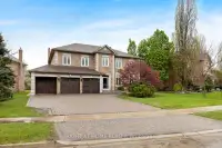 w/6 Bedrooms In Richmond Hill