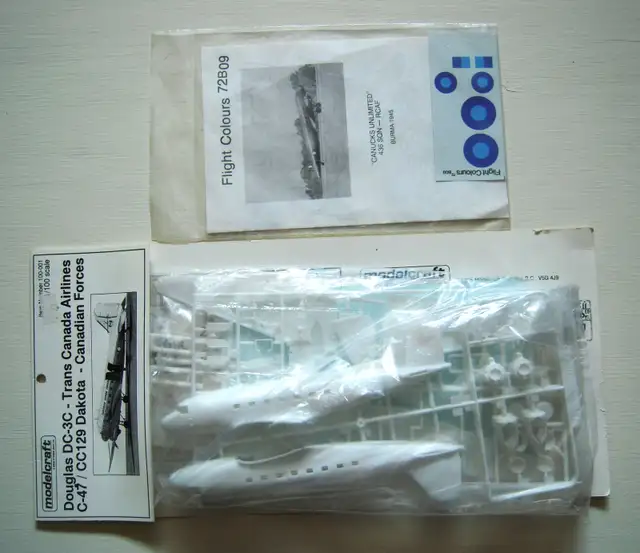 Plastic Models – aircraft one in Hobbies & Crafts in Red Deer - Image 10