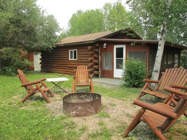 Log Cabin 6 at Scot's Landing near Nipawin
